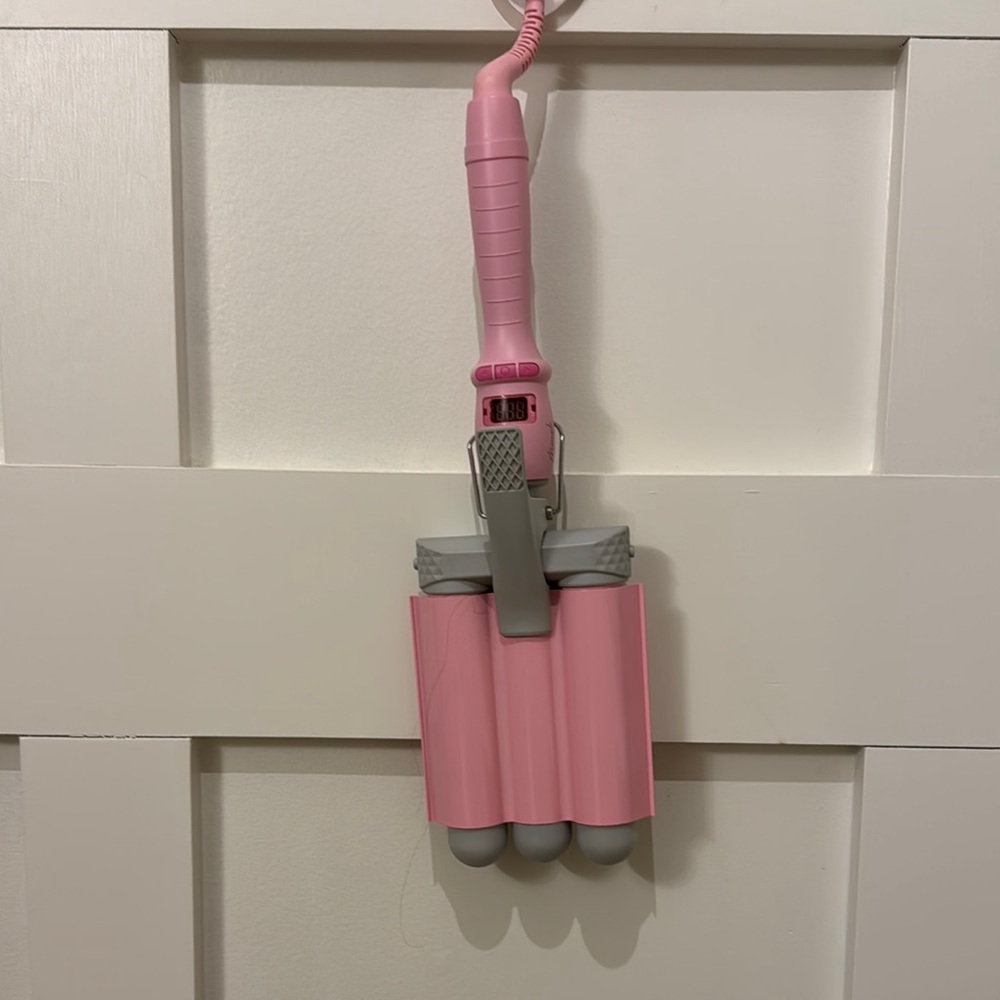 Pink Hair Waver Styling Tool